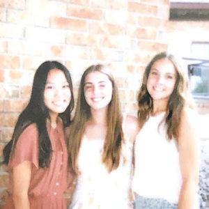 Meet your Posher, Mia